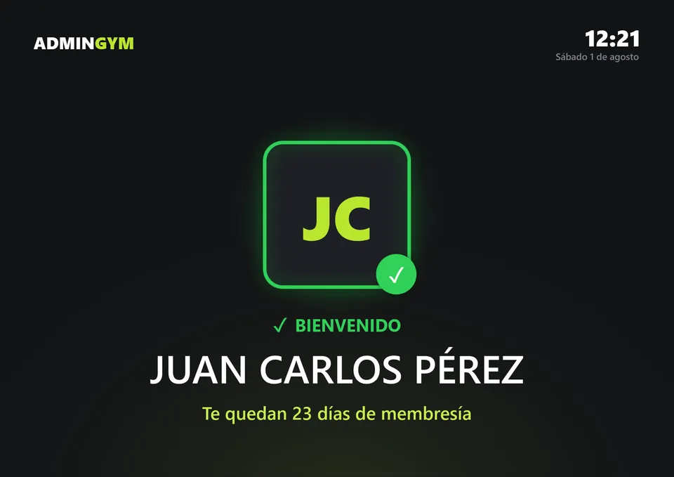 Pantalla de bienvenida de AdminGYM: da la bienvenida a Juan Carlos Pérez y avisa que le quedan 23 días de membresía.